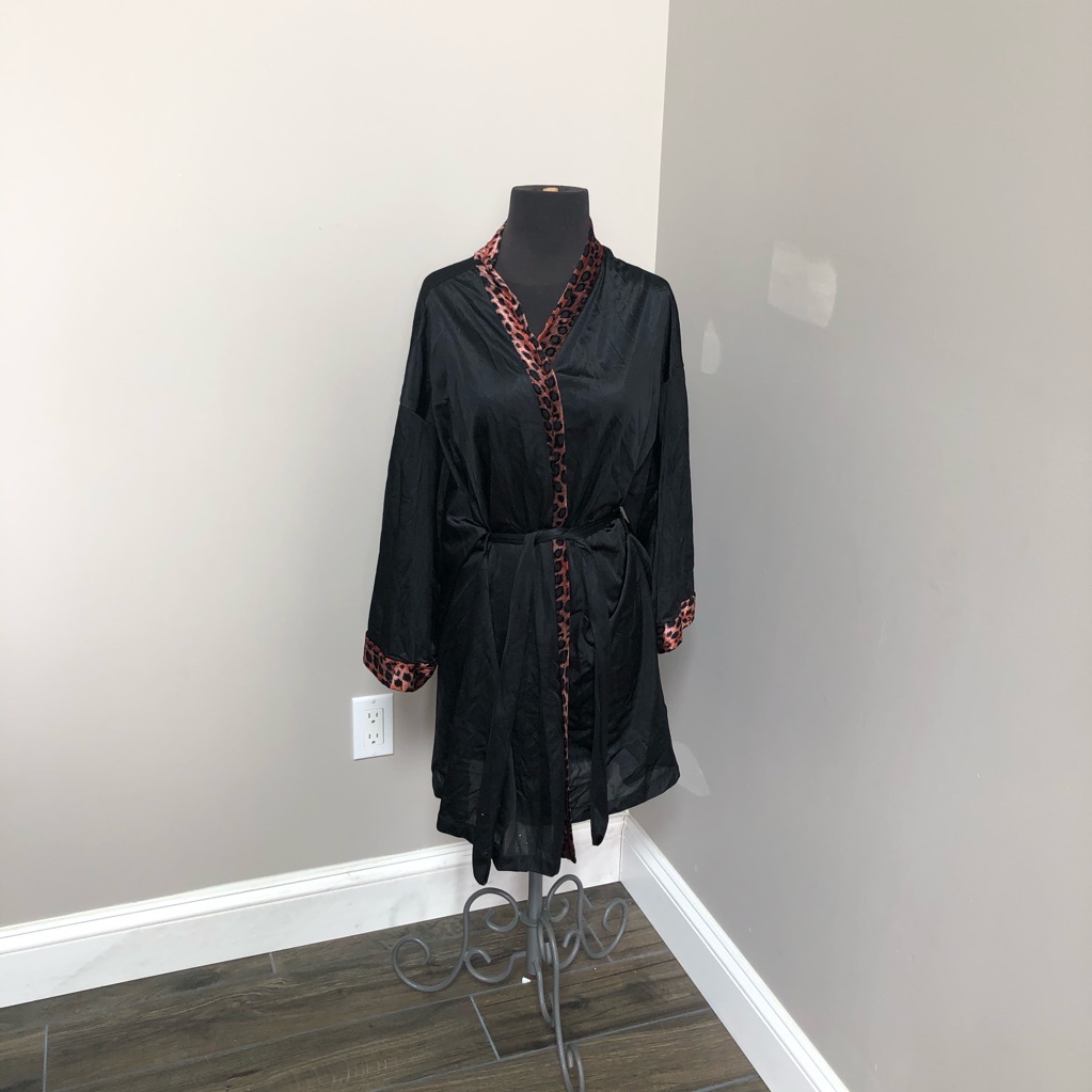 Fantasy Lingerie Robe Black Cheetah Print One Size